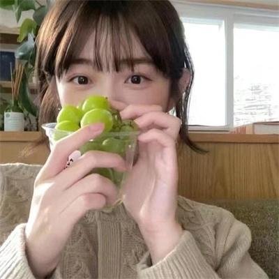 生活艰难所以快乐